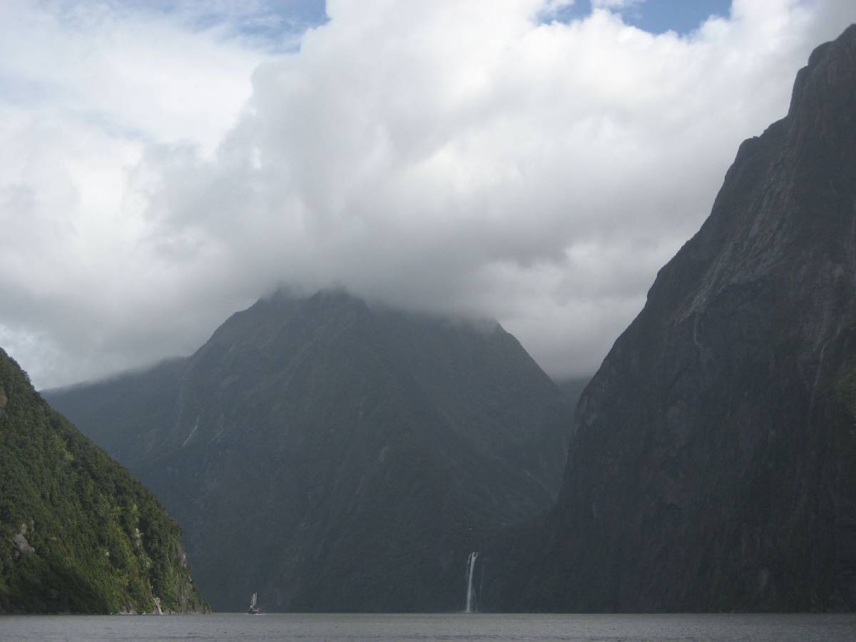 milford sound milford sound