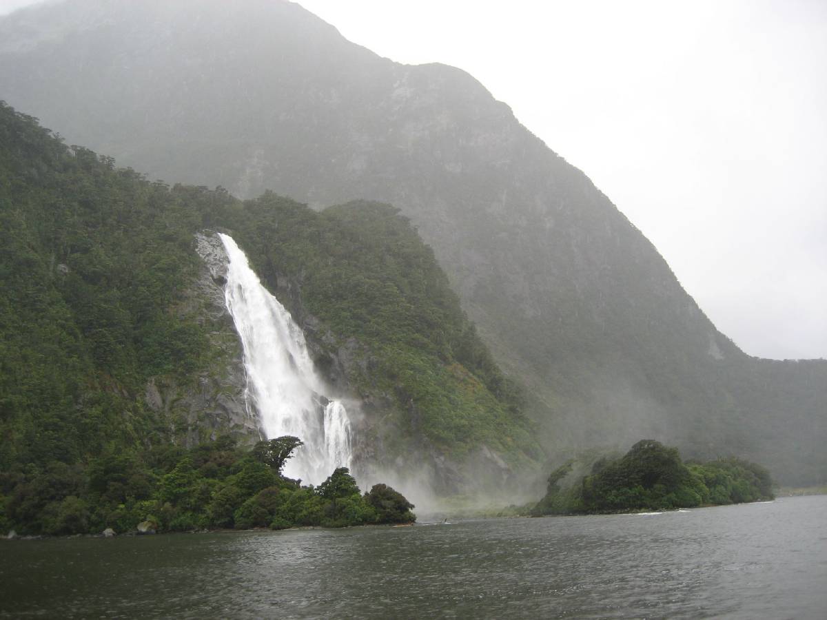 milford sound milford sound