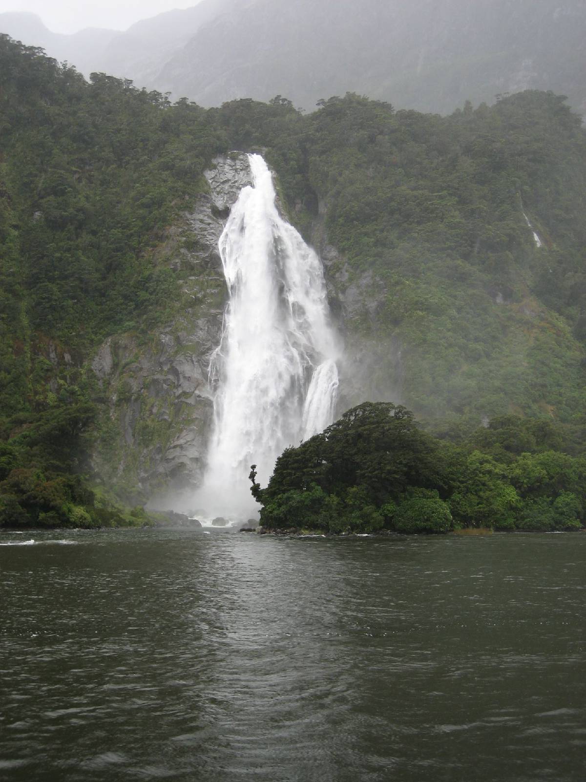 milford sound milford sound