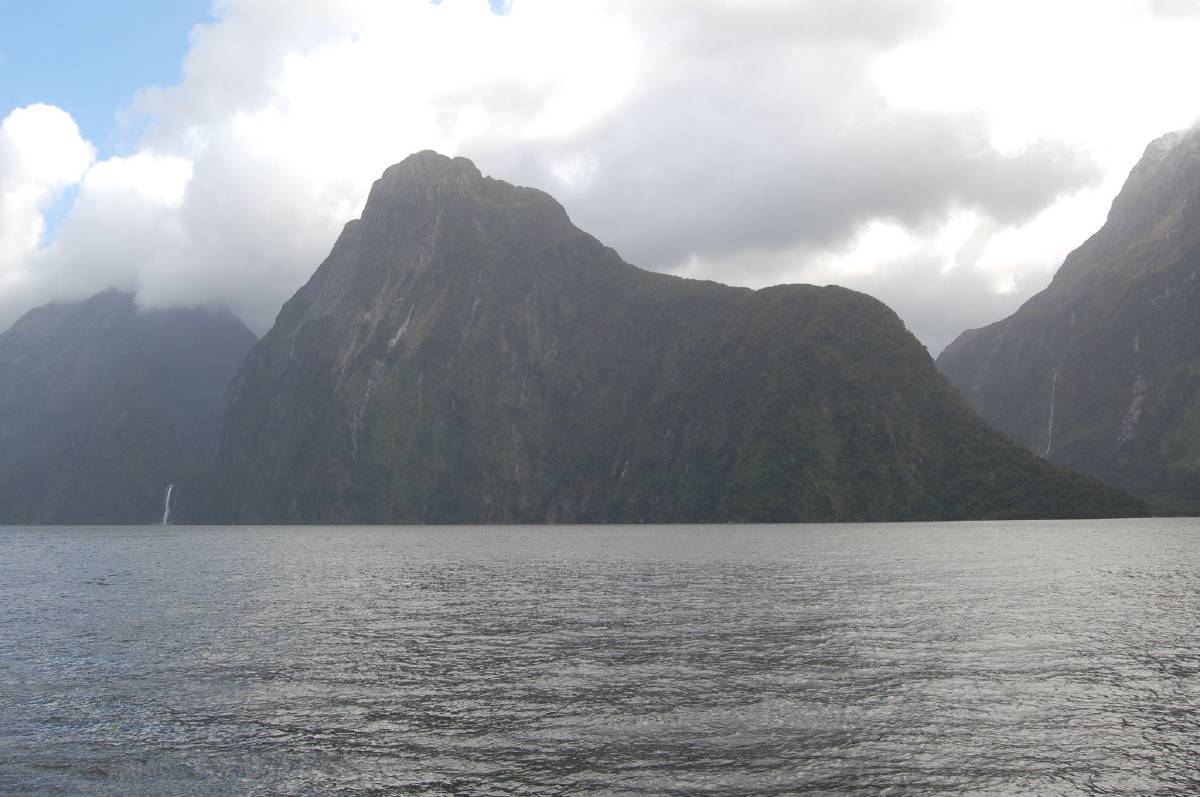 milford sound milford sound